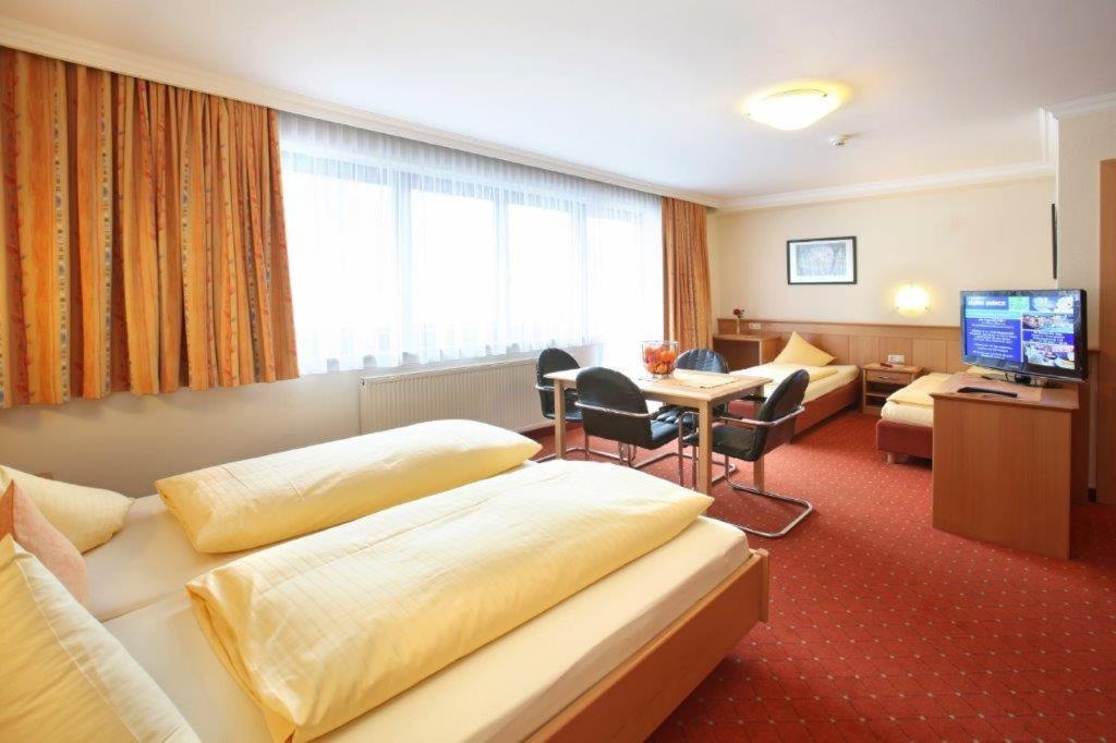 Hotel Austria Σάαλμπαχ-Χίντεργκλεμ Εξωτερικό φωτογραφία