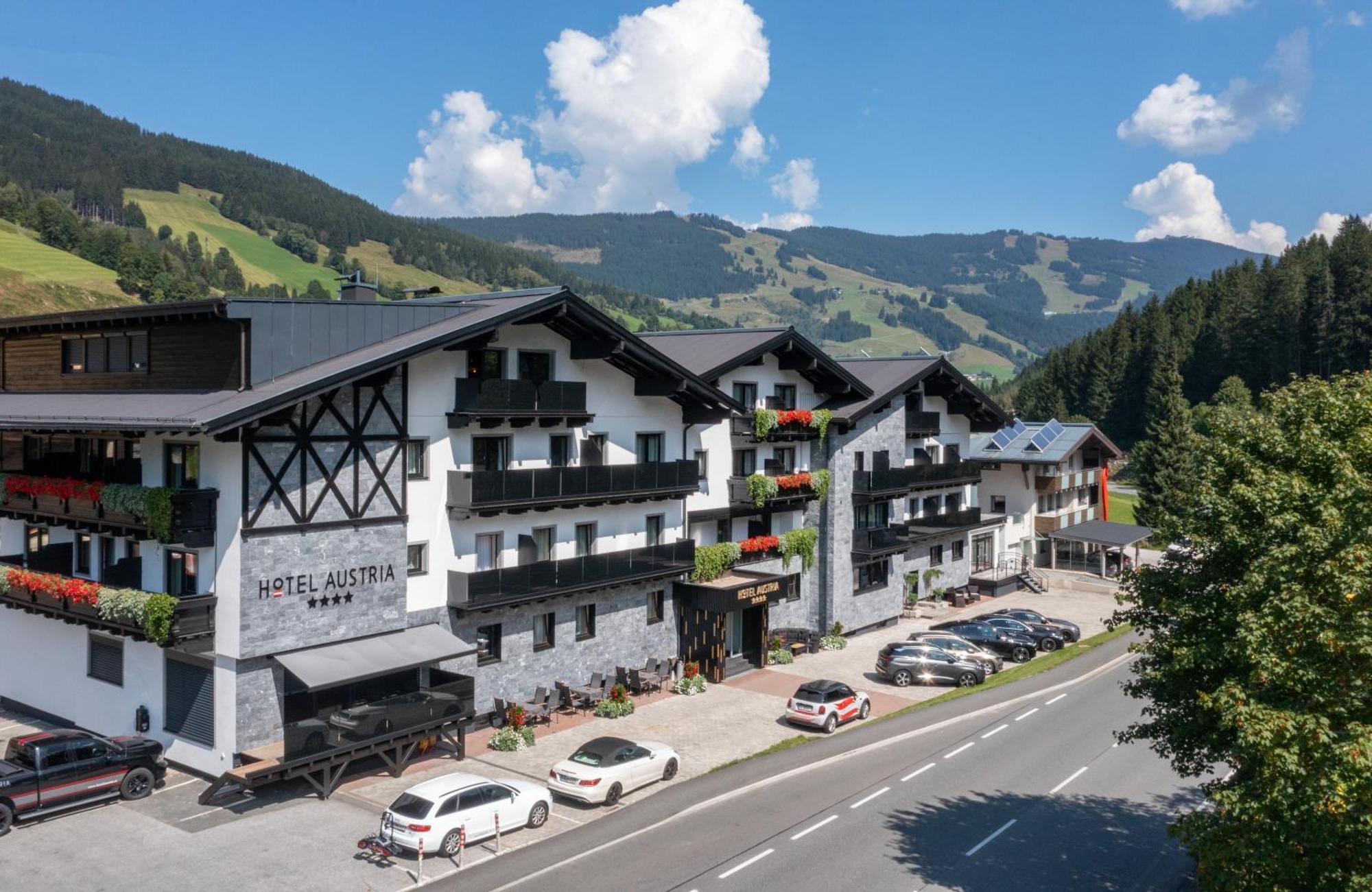 Hotel Austria Σάαλμπαχ-Χίντεργκλεμ Εξωτερικό φωτογραφία