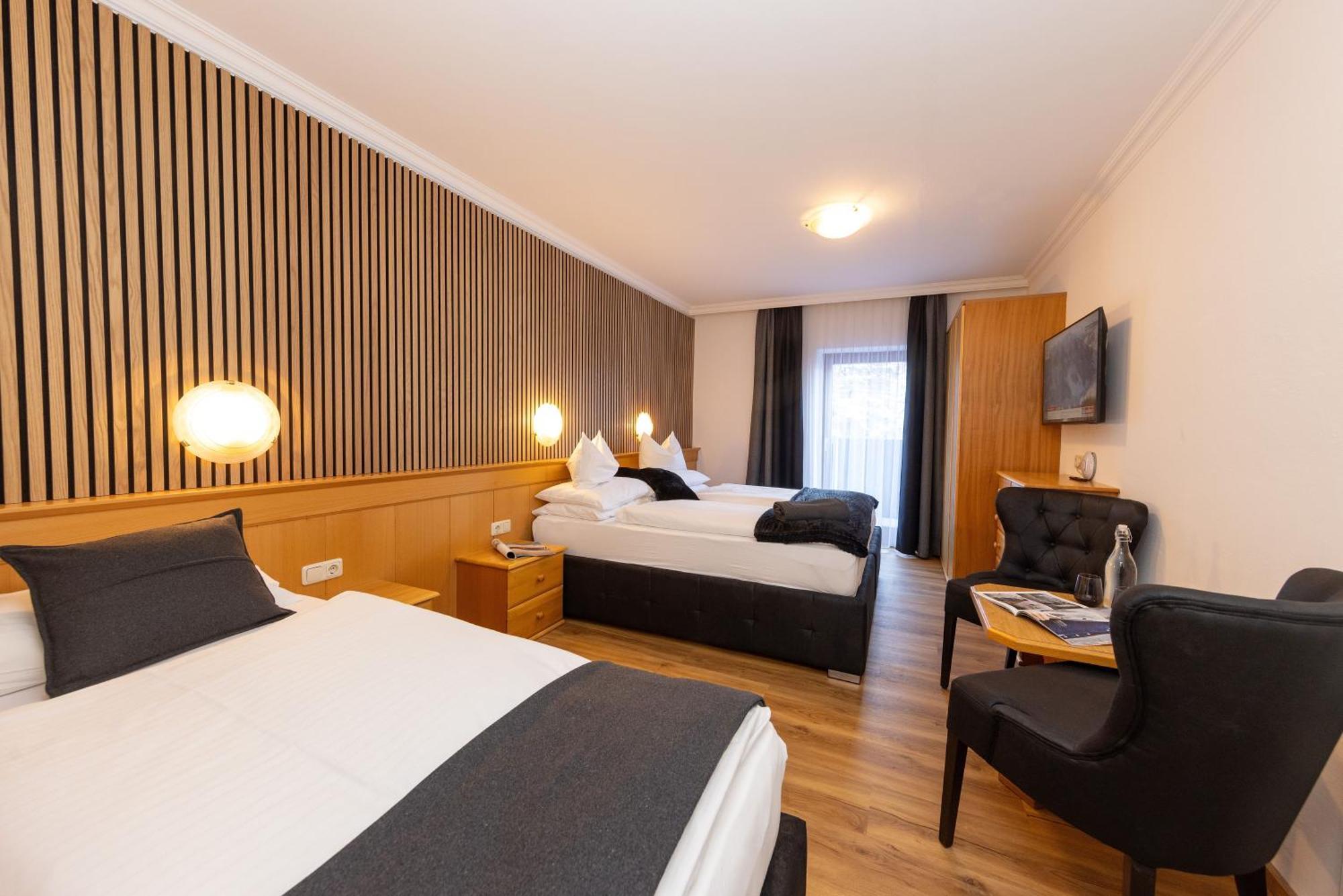 Hotel Austria Σάαλμπαχ-Χίντεργκλεμ Εξωτερικό φωτογραφία