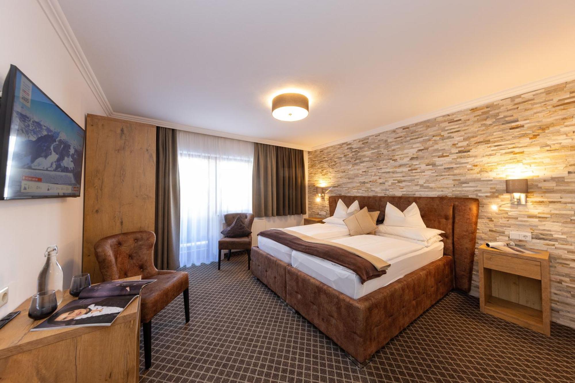 Hotel Austria Σάαλμπαχ-Χίντεργκλεμ Εξωτερικό φωτογραφία