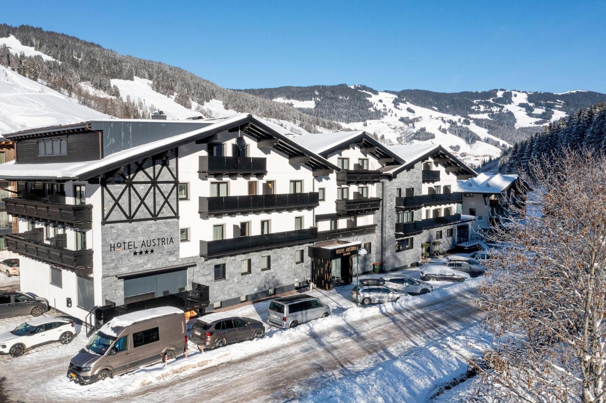 Hotel Austria Σάαλμπαχ-Χίντεργκλεμ Εξωτερικό φωτογραφία