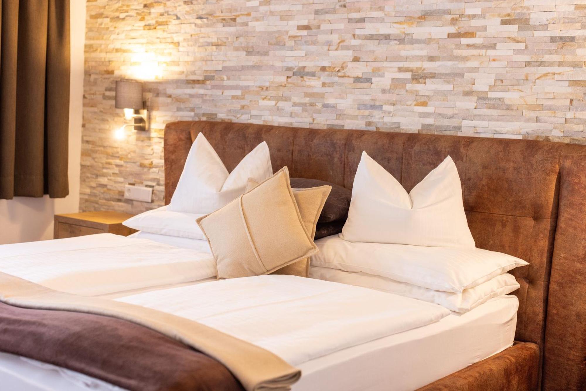 Hotel Austria Σάαλμπαχ-Χίντεργκλεμ Εξωτερικό φωτογραφία